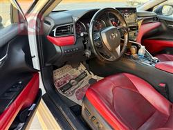 تۆیۆتا کامری